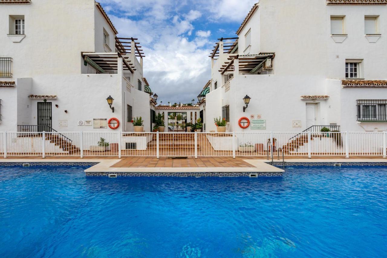 La Duquesa Apartment With Pool By Costarentals - Ref M8 Manilva Exterior photo